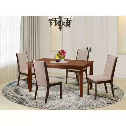 HomeStock Tavolo da pranzo rettangolare a 5 pezzi con piano in legno massello finitura mogano e 4 sedie Parson